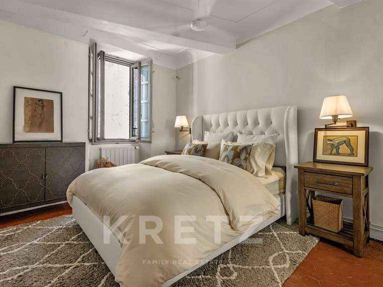 Maison Tourrettes-sur-Loup - 4 chambres - 155m²