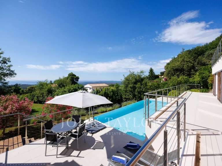 Maison Tourrettes-sur-Loup - 5 chambres - 333m²