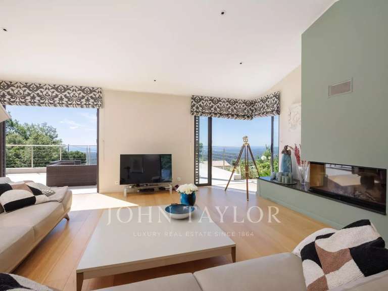 Maison Tourrettes-sur-Loup - 5 chambres - 333m²