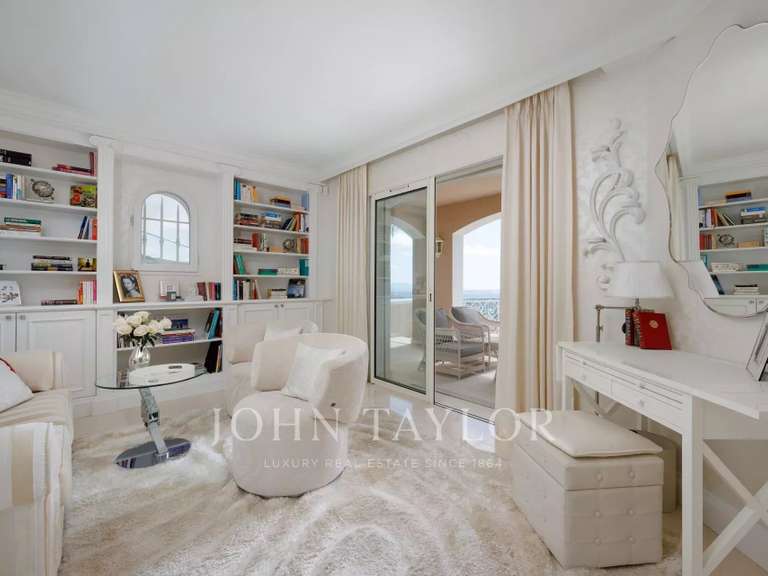 House Tourrettes-sur-Loup - 4 bedrooms - 200m²