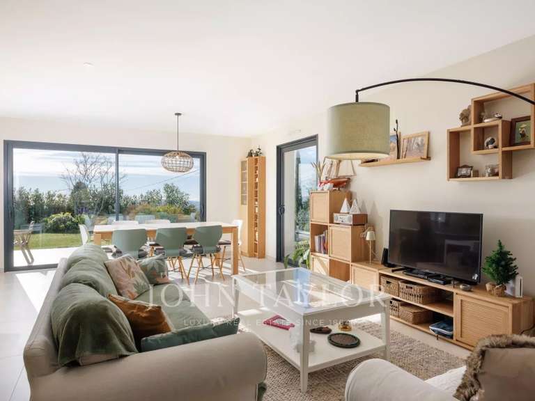 House Tourrettes-sur-Loup - 4 bedrooms - 140m²