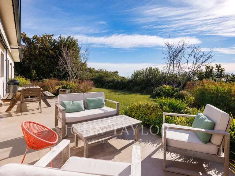 House Tourrettes-sur-Loup - 4 bedrooms - 140m²