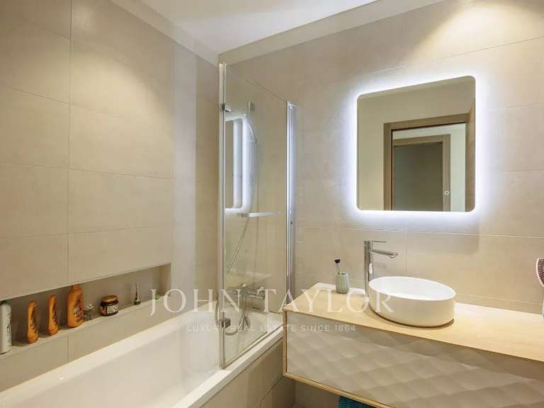 House Tourrettes-sur-Loup - 4 bedrooms - 140m²