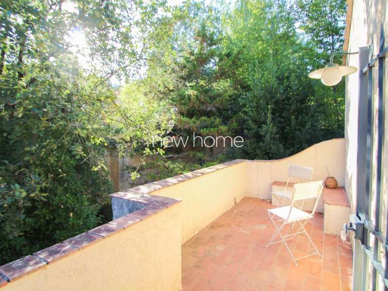 Maison Tourrettes-sur-Loup - 5 chambres - 223m²