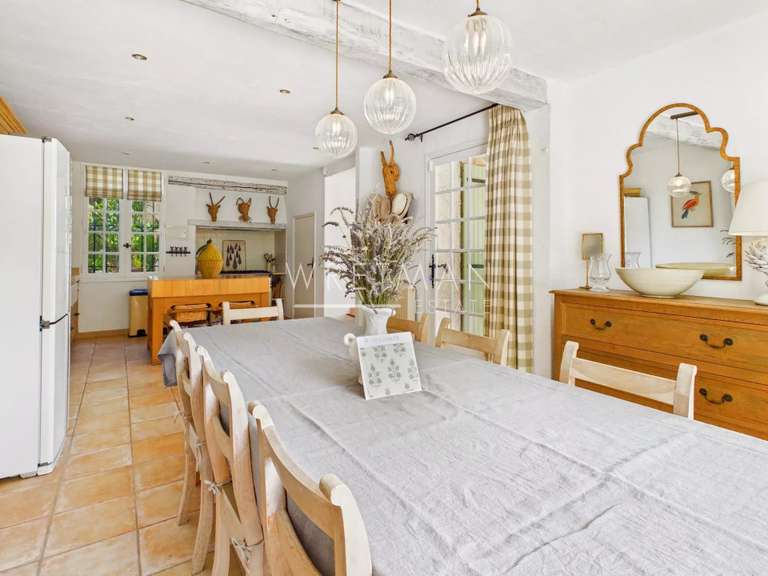 Maison Tourrettes-sur-Loup - 6 chambres - 310m²