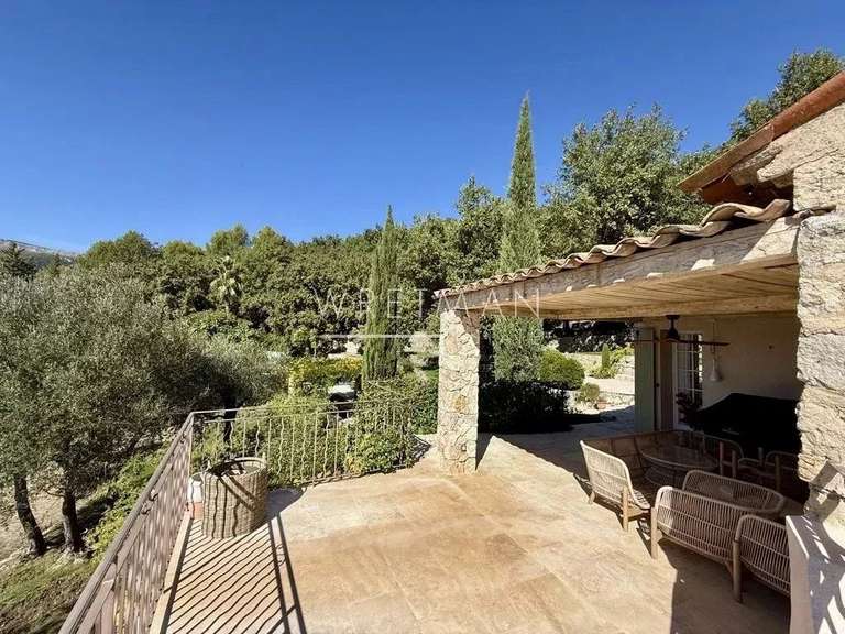 Maison Tourrettes-sur-Loup - 7 chambres - 310m²