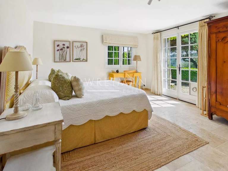 Maison Tourrettes-sur-Loup - 6 chambres - 310m²