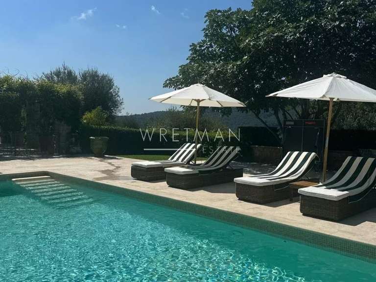 Maison Tourrettes-sur-Loup - 6 chambres - 310m²