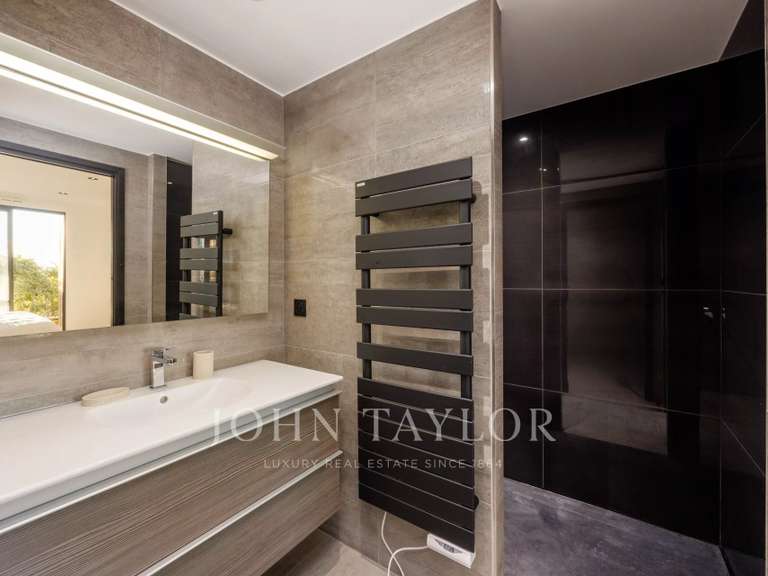 Maison avec Vue sur mer Tourrettes-sur-Loup - 4 chambres - 162m²