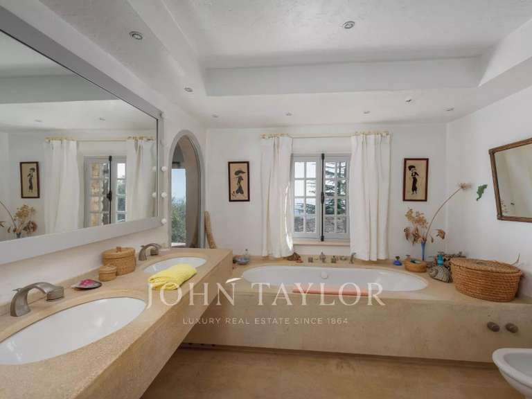 Maison avec Vue sur mer Tourrettes-sur-Loup - 6 chambres - 353m²