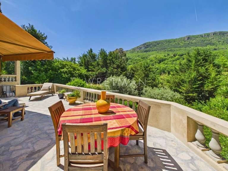 House Tourrettes-sur-Loup - 2 bedrooms - 150m²