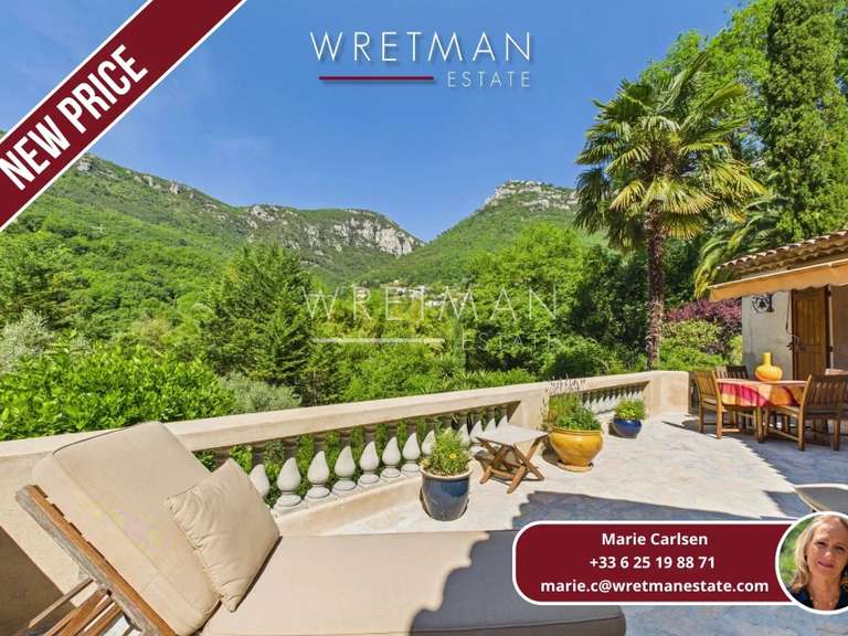 Maison Tourrettes-sur-Loup - 2 chambres - 150m²