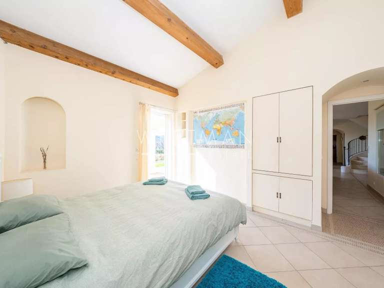 House Tourrettes-sur-Loup - 4 bedrooms - 200m²