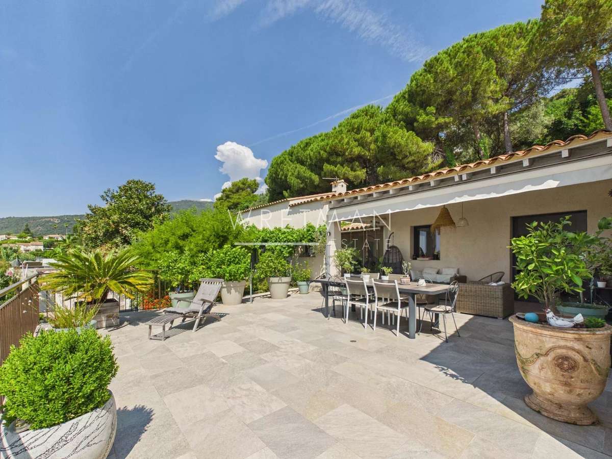 Maison Tourrettes-sur-Loup