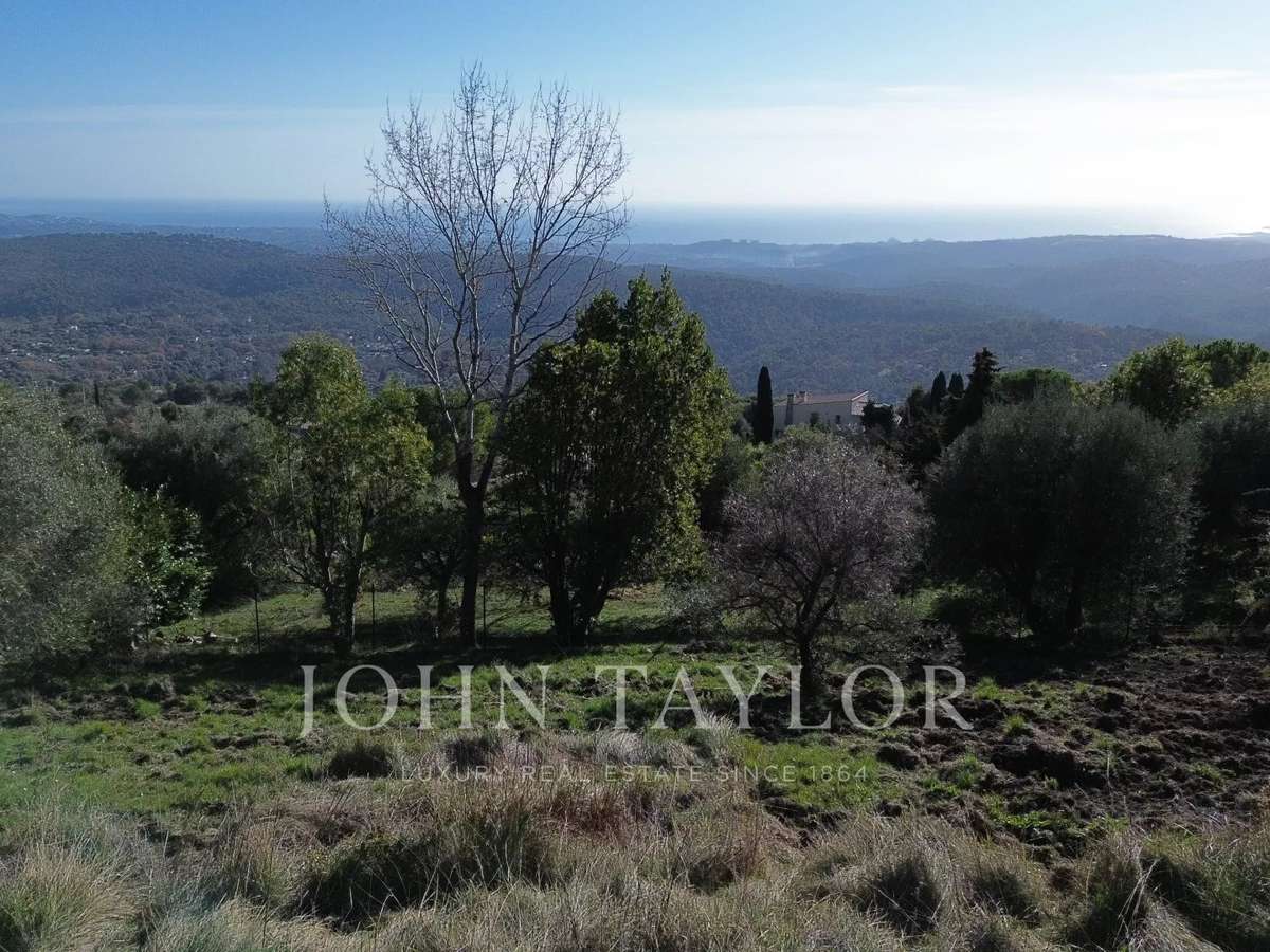 Terrain Tourrettes-sur-Loup