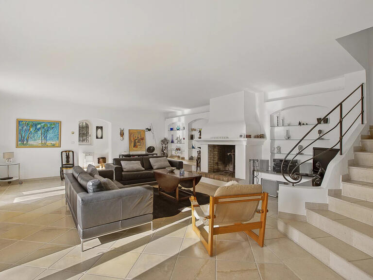 Villa Tourrettes-sur-Loup - 5 chambres - 228m²