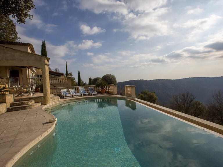 Villa Tourrettes-sur-Loup - 5 chambres - 228m²
