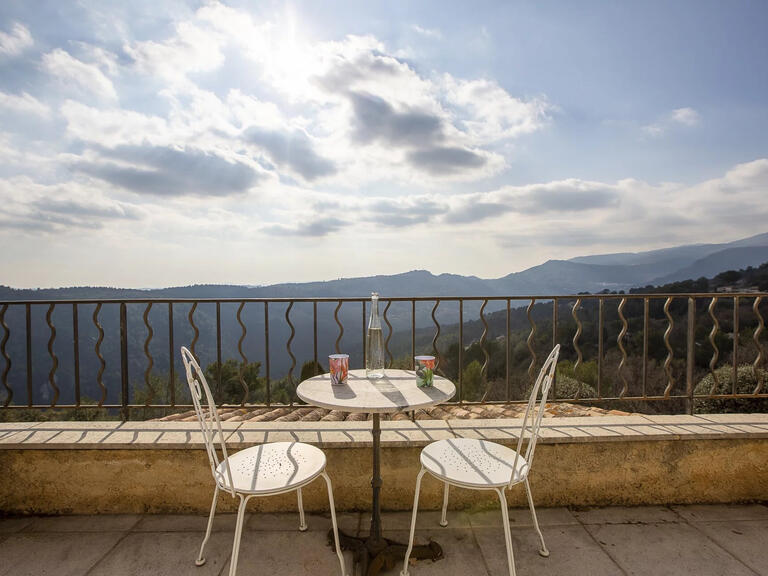 Villa Tourrettes-sur-Loup - 5 chambres - 228m²