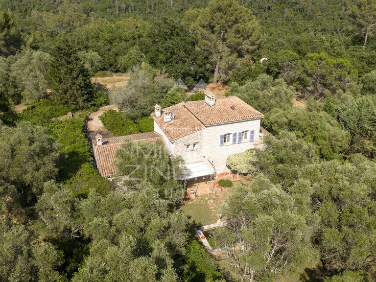 Villa Tourrettes-sur-Loup - 3 chambres - 270m²