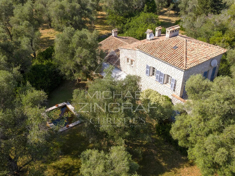 Villa Tourrettes-sur-Loup - 3 chambres - 270m²