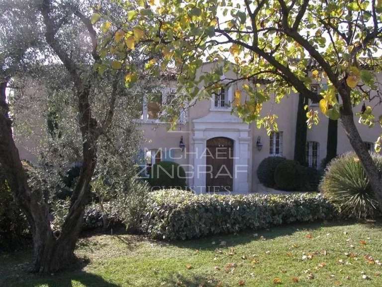 Villa Tourrettes-sur-Loup - 5 chambres - 400m²