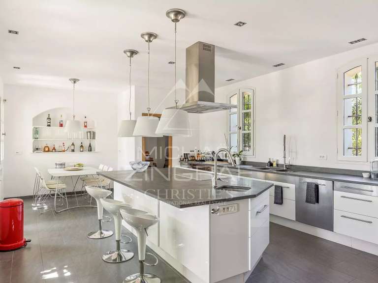 Villa Tourrettes-sur-Loup - 5 chambres - 400m²