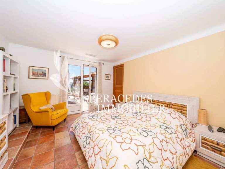 Villa Tourrettes-sur-Loup - 4 chambres - 248m²