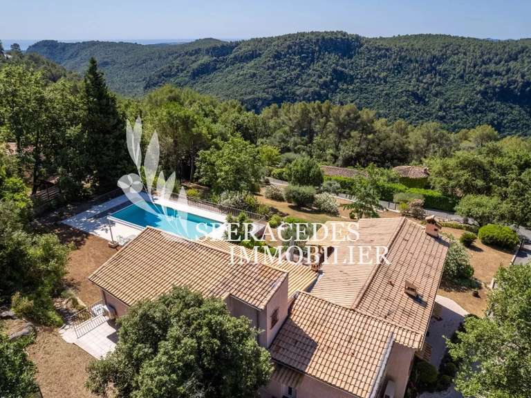 Villa Tourrettes-sur-Loup - 4 chambres - 248m²