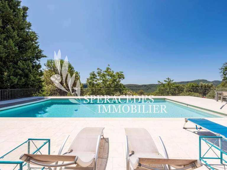 Villa Tourrettes-sur-Loup - 4 chambres - 248m²