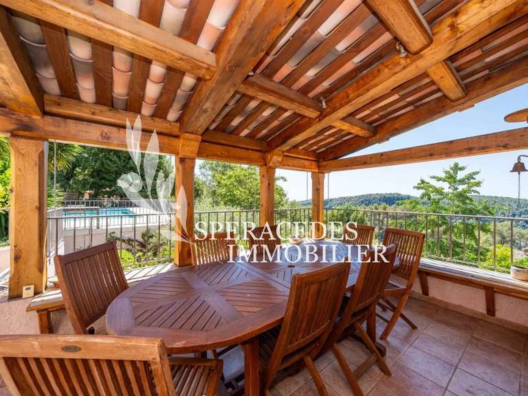 Villa Tourrettes-sur-Loup - 4 chambres - 248m²
