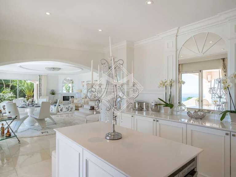 Villa Tourrettes-sur-Loup - 3 bedrooms - 200m²