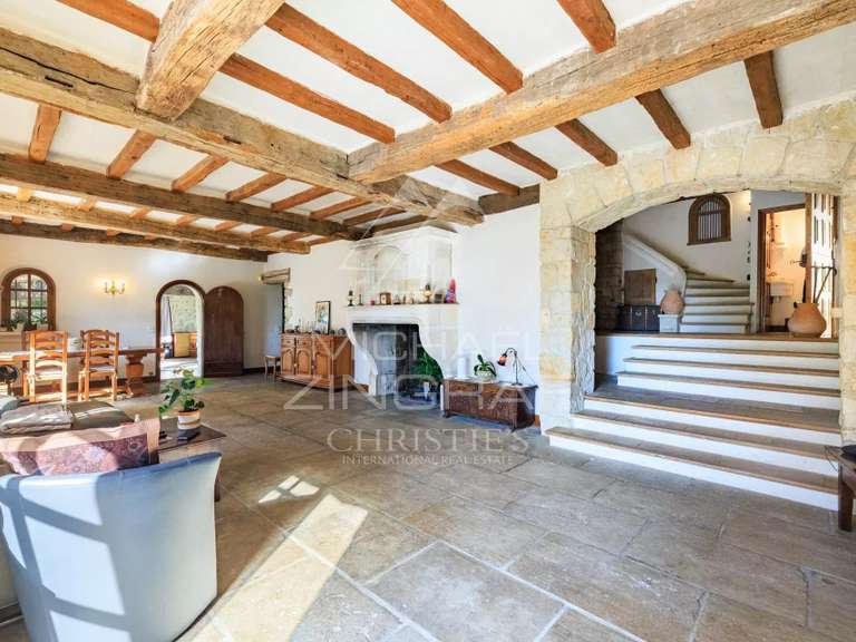 Villa Tourrettes-sur-Loup - 4 bedrooms - 214m²