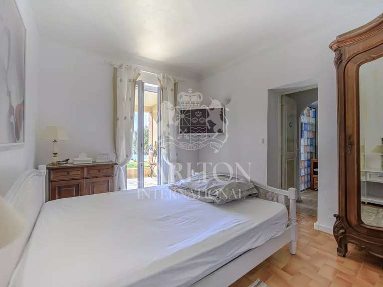 Villa Tourrettes-sur-Loup - 4 bedrooms - 195m²