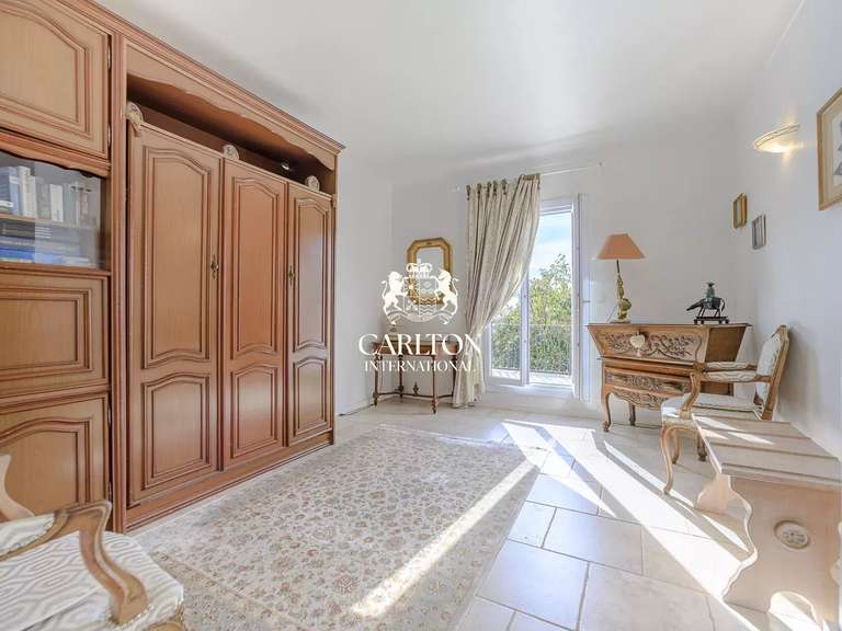Villa Tourrettes-sur-Loup - 4 chambres - 195m²