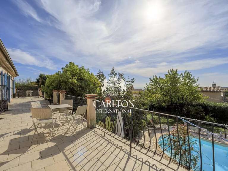 Villa Tourrettes-sur-Loup - 4 bedrooms - 195m²