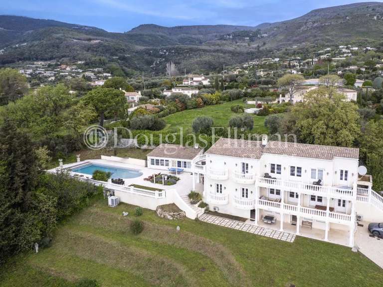 Villa Tourrettes-sur-Loup - 7 chambres - 385m²