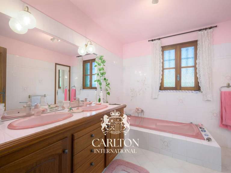 Villa avec Vue sur mer Tourrettes-sur-Loup - 4 chambres - 275m²