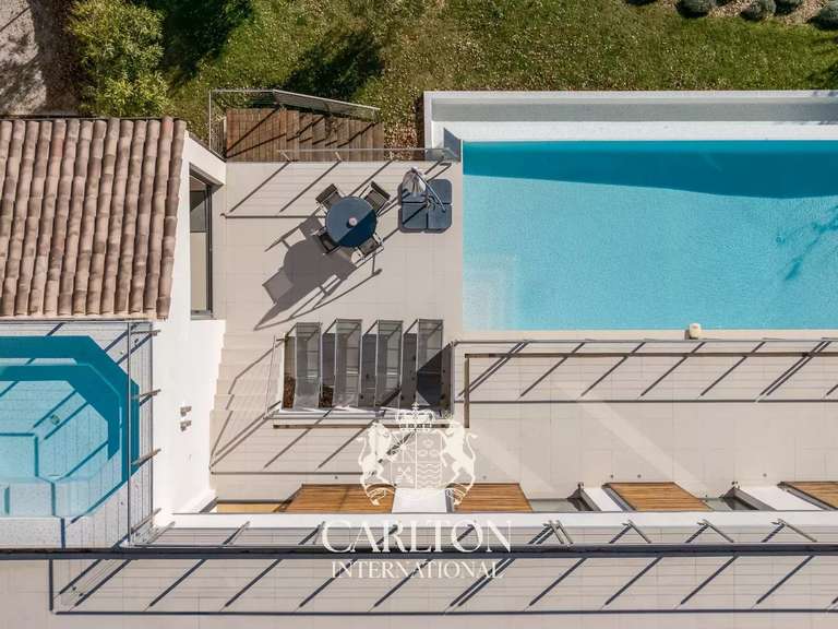 Villa Tourrettes-sur-Loup - 6 bedrooms - 334m²