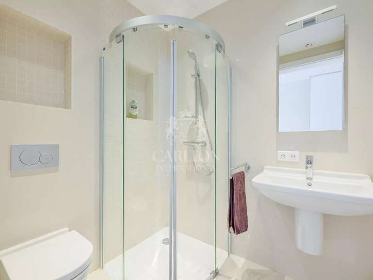 Villa Tourrettes-sur-Loup - 6 bedrooms - 334m²