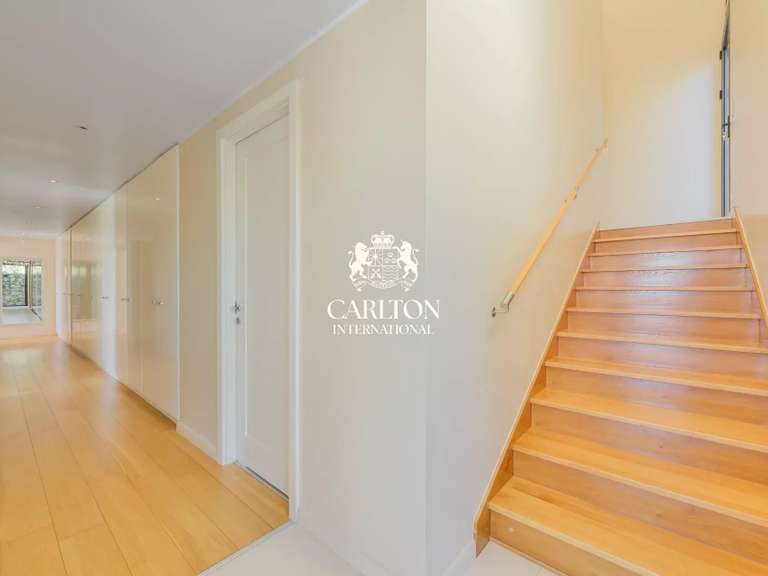 Villa Tourrettes-sur-Loup - 6 bedrooms - 334m²