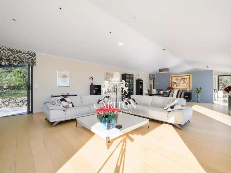 Villa Tourrettes-sur-Loup - 6 bedrooms - 334m²