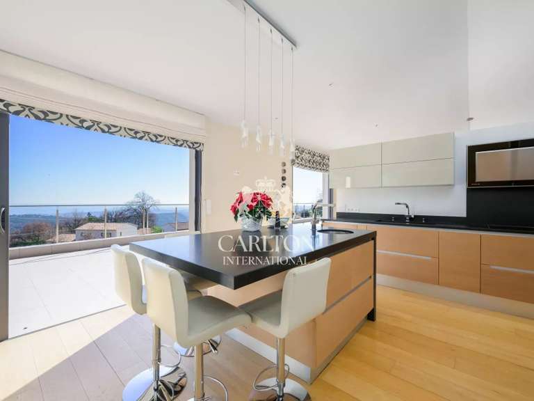 Villa Tourrettes-sur-Loup - 6 chambres - 334m²