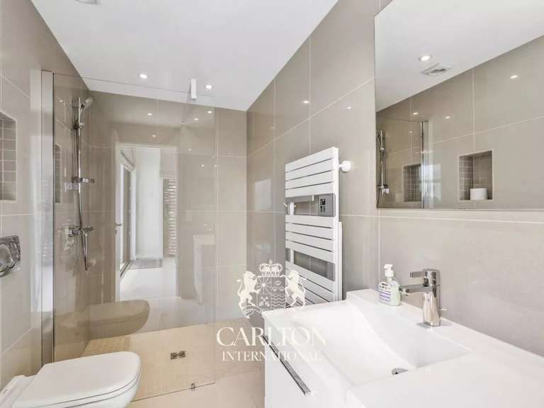 Villa Tourrettes-sur-Loup - 6 chambres - 334m²