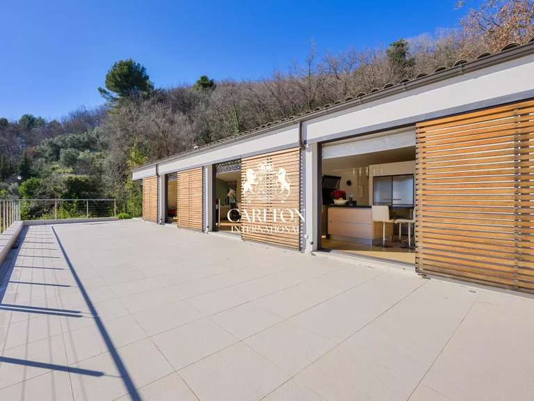 Villa Tourrettes-sur-Loup - 6 bedrooms - 334m²