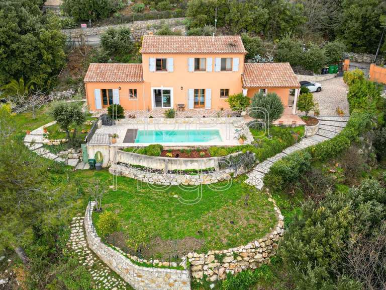 Villa Tourrettes-sur-Loup - 4 chambres - 153m²