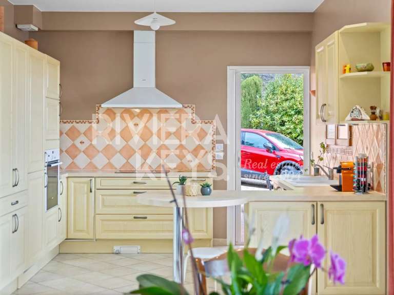 Villa Tourrettes-sur-Loup - 4 bedrooms - 153m²