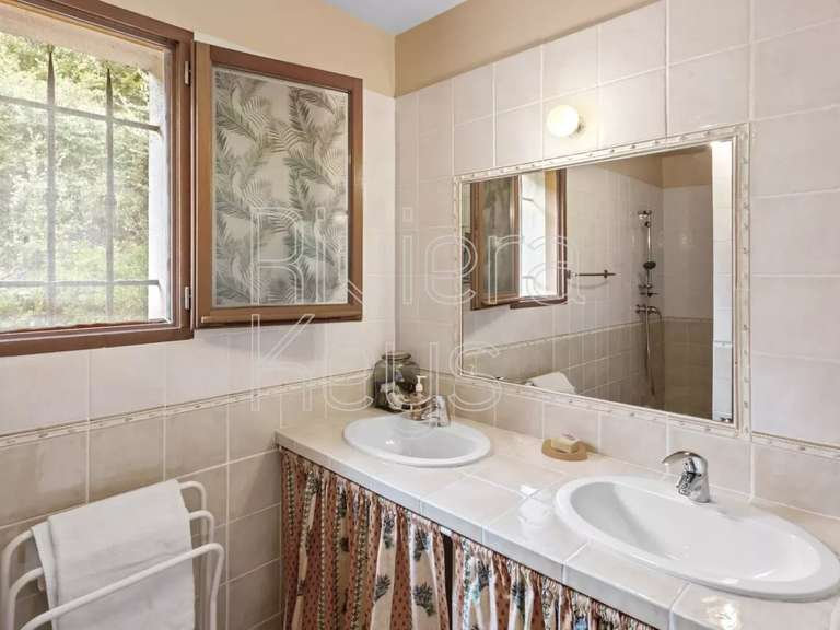 Villa Tourrettes-sur-Loup - 4 chambres - 153m²