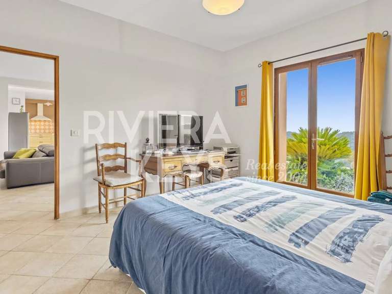 Villa Tourrettes-sur-Loup - 4 bedrooms - 153m²