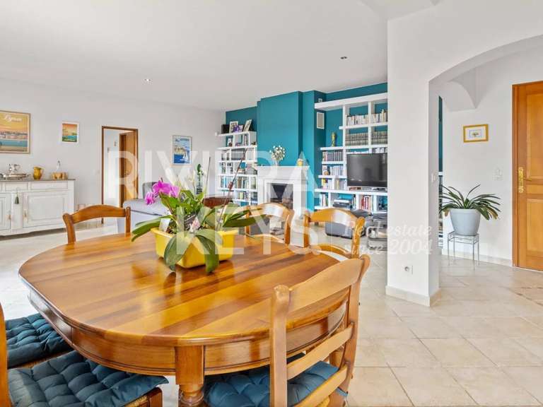 Villa Tourrettes-sur-Loup - 4 bedrooms - 153m²