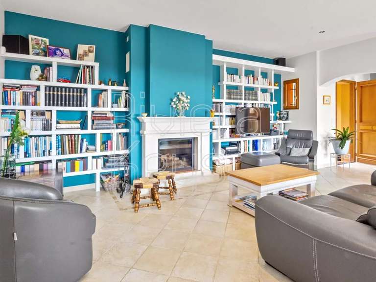 Villa Tourrettes-sur-Loup - 4 chambres - 153m²